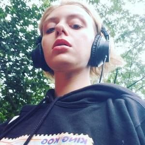 Meet your Posher, Georgia